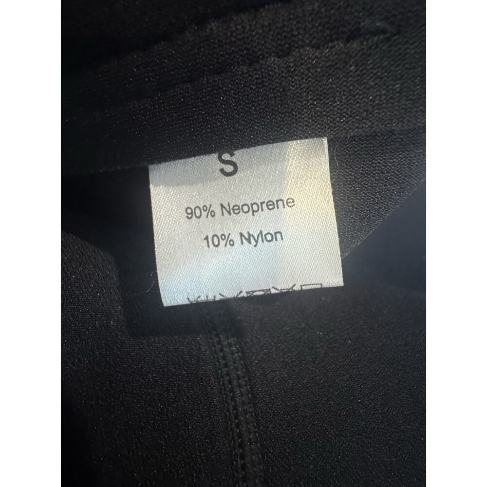 Seaskin Women’s Small Full Body Wetsuit Black Gray Front Zip Surf Dive Swim - Picture 2 of 8
